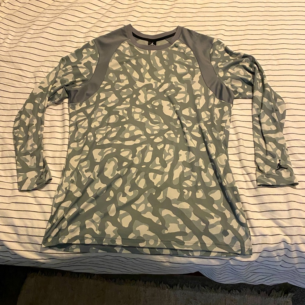Jordan Long-sleeve shirt